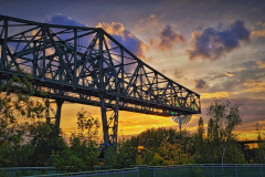 20250921_191045-Gross