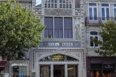Buchhandlung Lello, ganz in der Nähe der Kirche