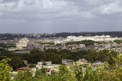 Engelsburg und Oberster Kassationsgerichtshof (rechts)