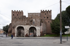 ...am Porta San Paolo
